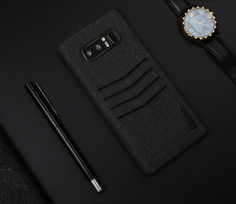Ốp Lưng Galaxy Note 8 Dạng Vải Nillikin Classy với chất liệu vải cao cấp thiết kế sang trọng bắt mắt và nhiều ngăn bên ngoài giúp bạn tiện hơn trong việc để thẻ, card,tiền và các giấy tờ khác và là phụ kiện vô cùng mới lạ mà hãng Nillkin gửi đến khách hàng tin dùng.